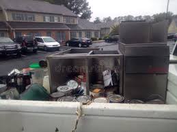 Best Estate Cleanout  in Woodsboro, TX